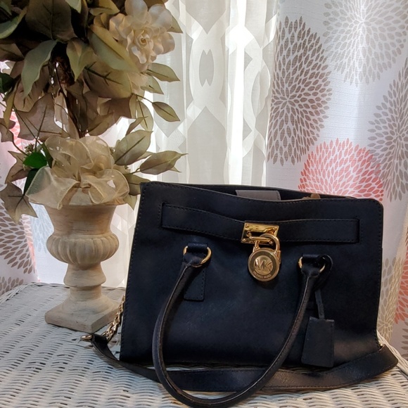 MICHAEL KORS Handbags - 💥MICHAEL KORS CLEARANCE 💥